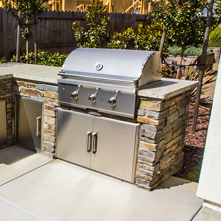 Stonewood Landscaping Ottawa Built In BBQs